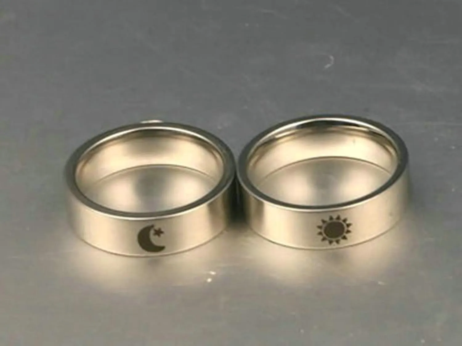 1 Pair Matching Promise Rings, Sun and Moon Matte Band Ring Stainless Steel Personalized Couples Rings Silver