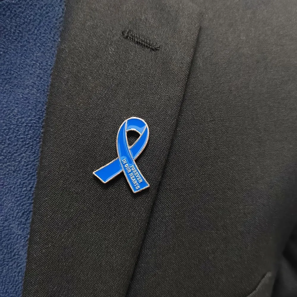 50 Pcs Memorial Ribbon Pins Funeral Metal Pins Forever In Our Hearts For Funeral Mourning Event
