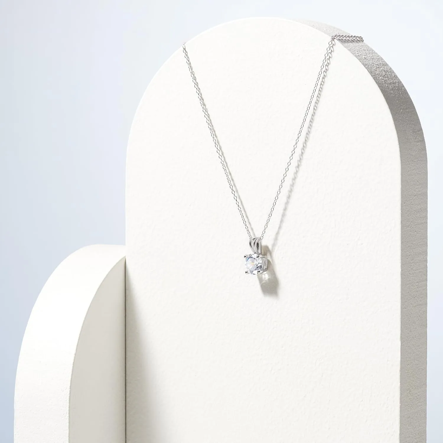 Amazon Essentials Sterling Silver Round Cut Birthstone Pendant Necklace 18" (previously Amazon Collection)