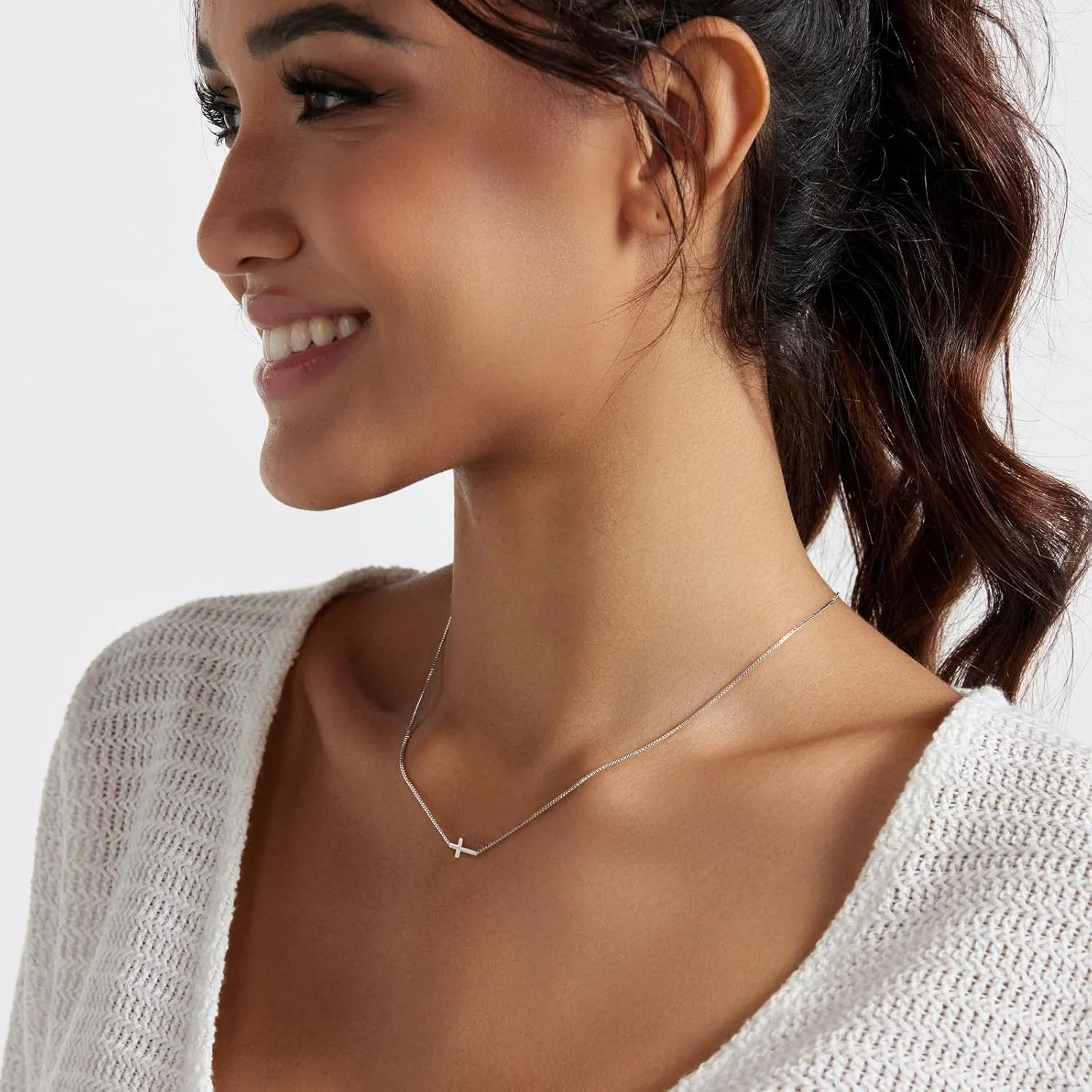 Cross Necklace for Women Dainty 14K Gold Silver Plated Small Cross Pendant Choker Simple Cute Cross Gold Necklace for Women Trendy Faith Jewelry Gift