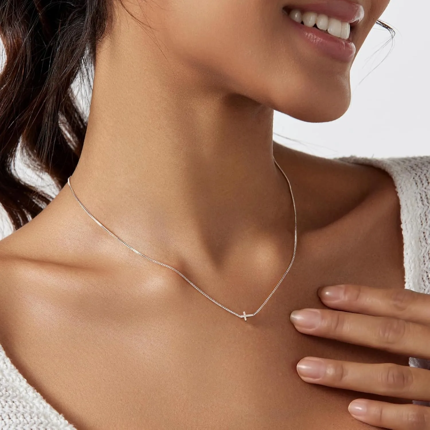 Cross Necklace for Women Dainty 14K Gold Silver Plated Small Cross Pendant Choker Simple Cute Cross Gold Necklace for Women Trendy Faith Jewelry Gift