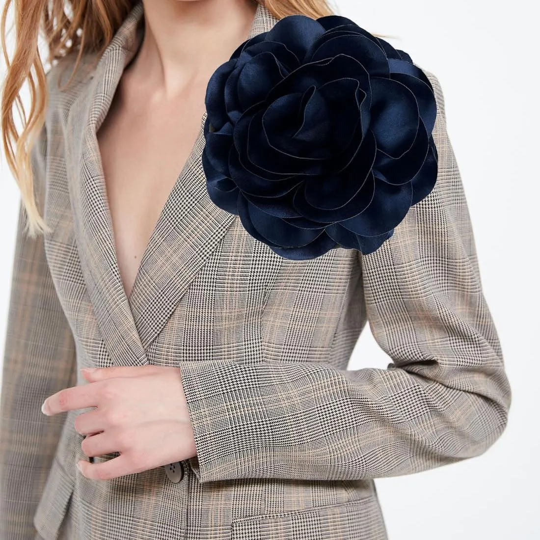Dainty Satin Fabric Rose Flower Brooches 7.5in Large amellia Flower Brooches Lapel Pins Wedding Party Dance Dress Clothes Accessories Valentine's Day Gifts for Women