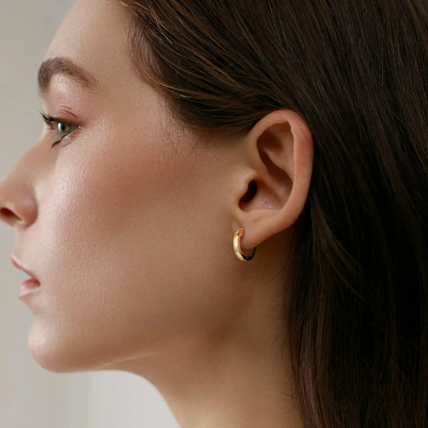 Gacimy Gold Huggie Earrings for Women - 14K Real Gold Plated, Small Hoop Earrings Cartilage Ear Cuff