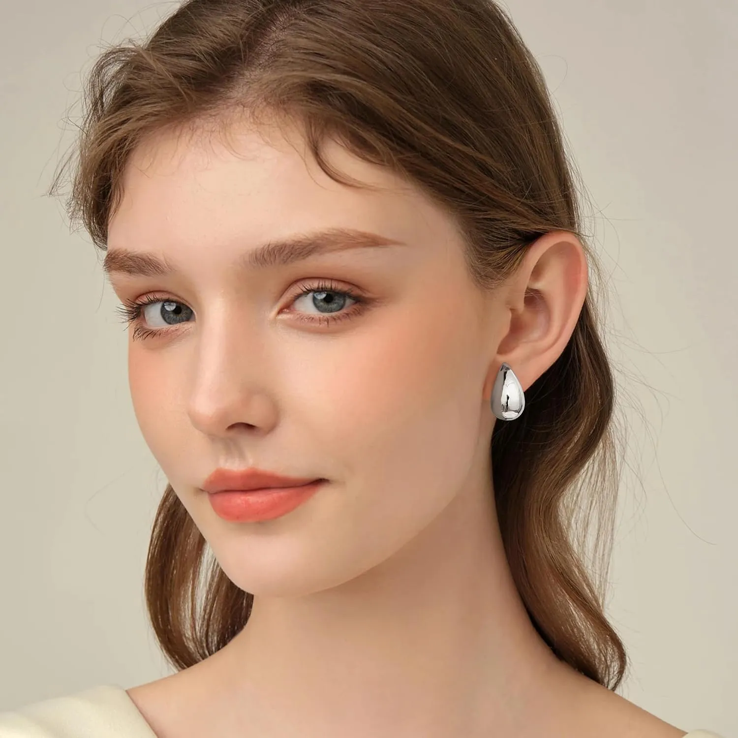 Gacimy Gold Teardrop Earrings Dupes for Women, Chunky Gold Earrings for Women with 925 Sterling Silver Post, 14K Gold Tear Drop Earrings for Women