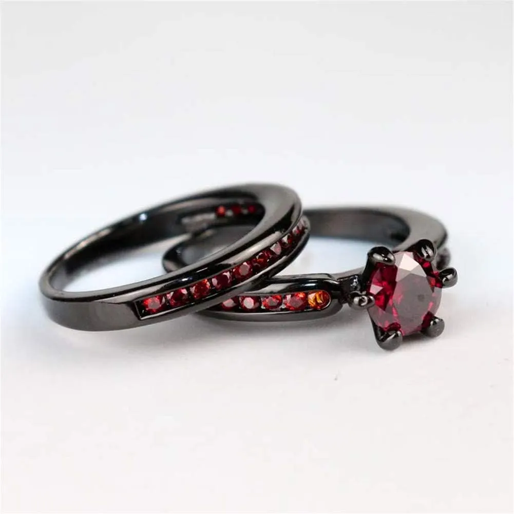 IOU 3pc His Hers Wedding Ring Sets Couples Rings Women's 2pc Black Gold Filled Red CZ Wedding Engagement Ring Bridal Sets & Men's Stainless Steel Wedding Band