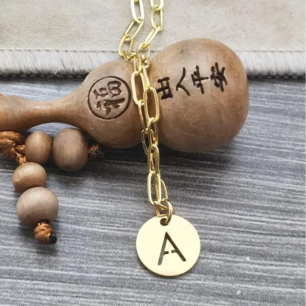 JczR.Y Gold Paperclip Chain Necklace Paper Clip Initial Necklaces for Women Paperclip Letter Choker Necklace Gold Plated Chain Round Disc Alphabet Letter Pendant Necklace Fashion Jewelry Gift