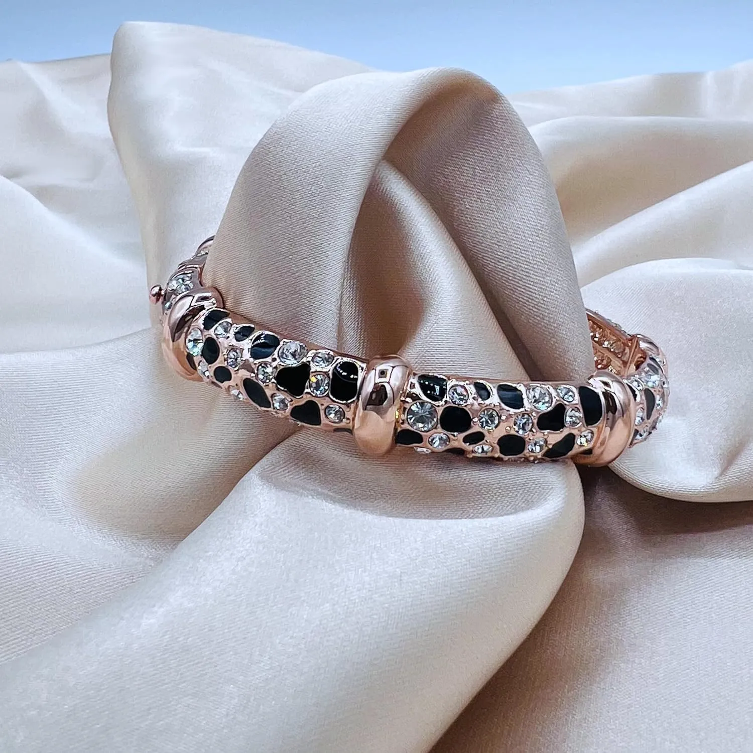 Mall of Style Black Panther Necklace - Leopard Necklace for Women - Cheetah Earrings - Animal Print Jewelry