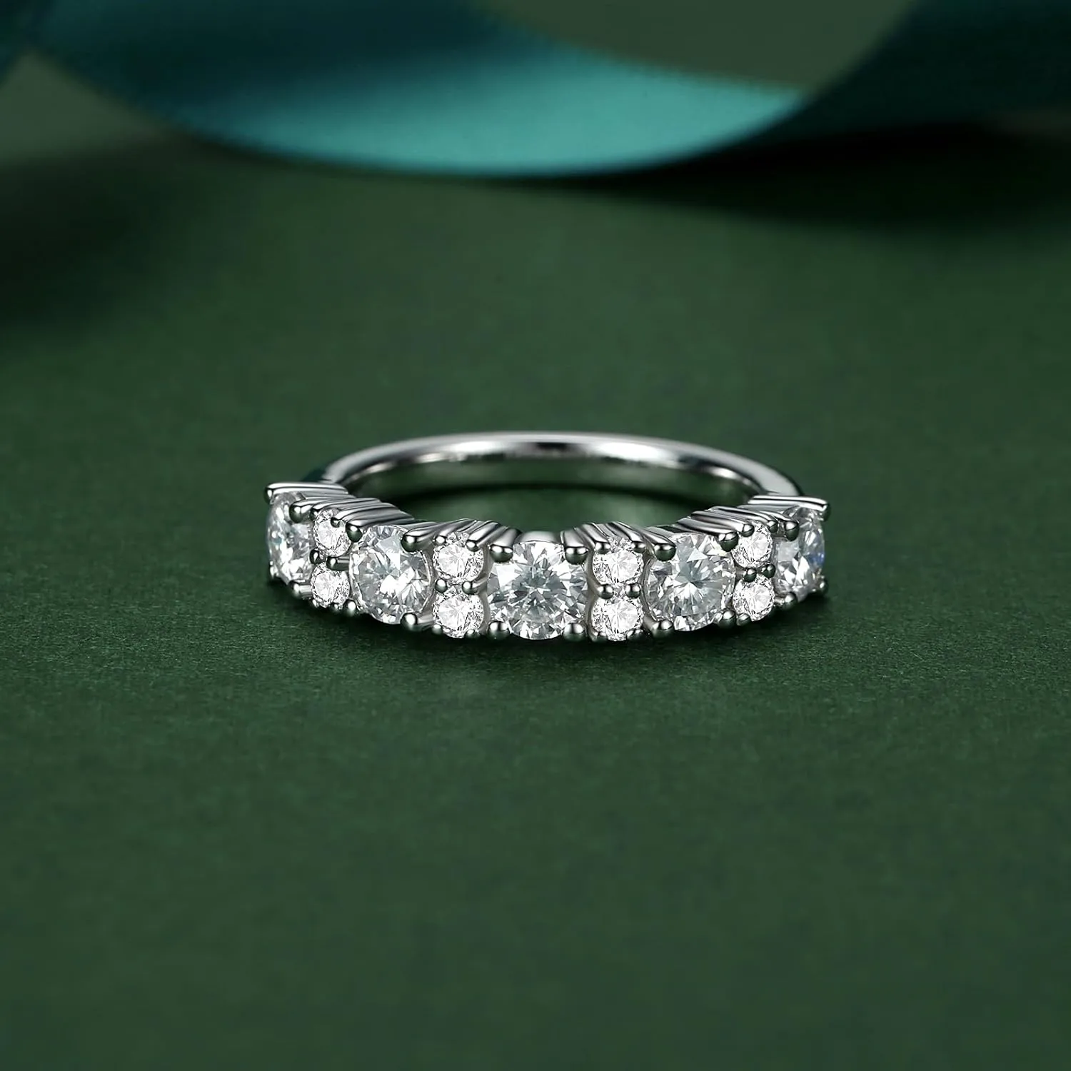Moissanite Engagement Rings for Women D Color VVS1 Sterling Silver with 18K White Gold Plated Promise Ring Valentine Wedding Aniversary Ring