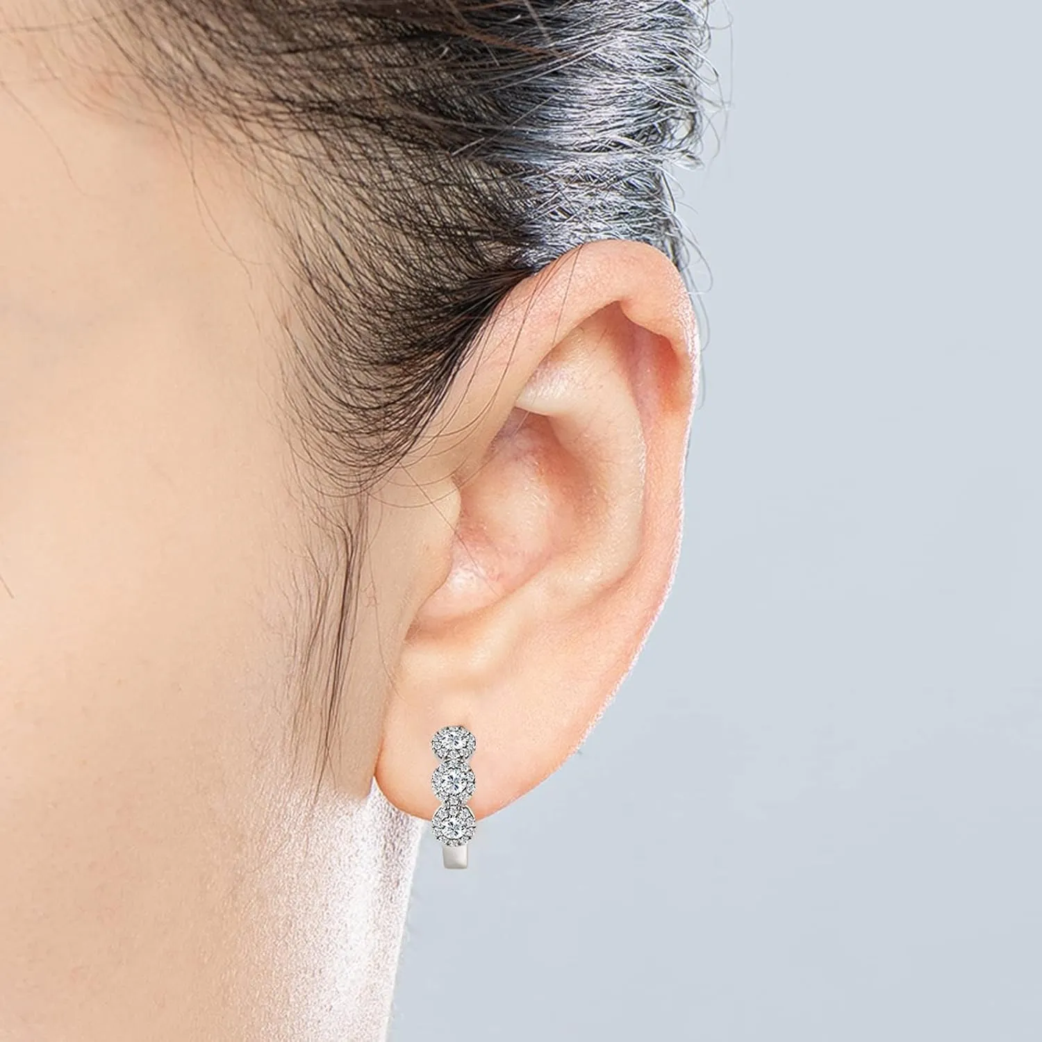 Moissanite Hoop Earrings for Women, 925 Sterling Silver D-E Color Moissanite Earrings, 14K White Gold Plated Huggie Hoop Earrings Hypoallergenic, Christmas New Year Gifts With Jewelry Box Packed