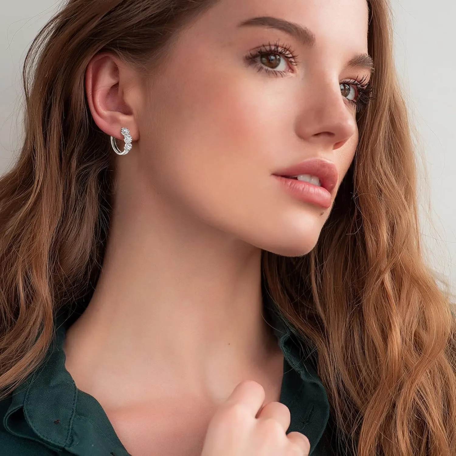 Moissanite Hoop Earrings for Women, 925 Sterling Silver D-E Color Moissanite Earrings, 14K White Gold Plated Huggie Hoop Earrings Hypoallergenic, Christmas New Year Gifts With Jewelry Box Packed