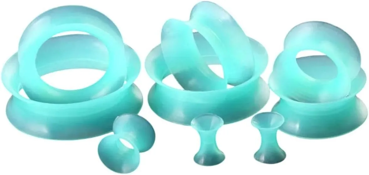 New 2025 1Pair Flexible Silicone Green Ear Plugs And Tunnels Gauge Plug Tunnel Body Jewelry Piercing Stretcher Expanders Fashion Trendy Accessories Creative Gift