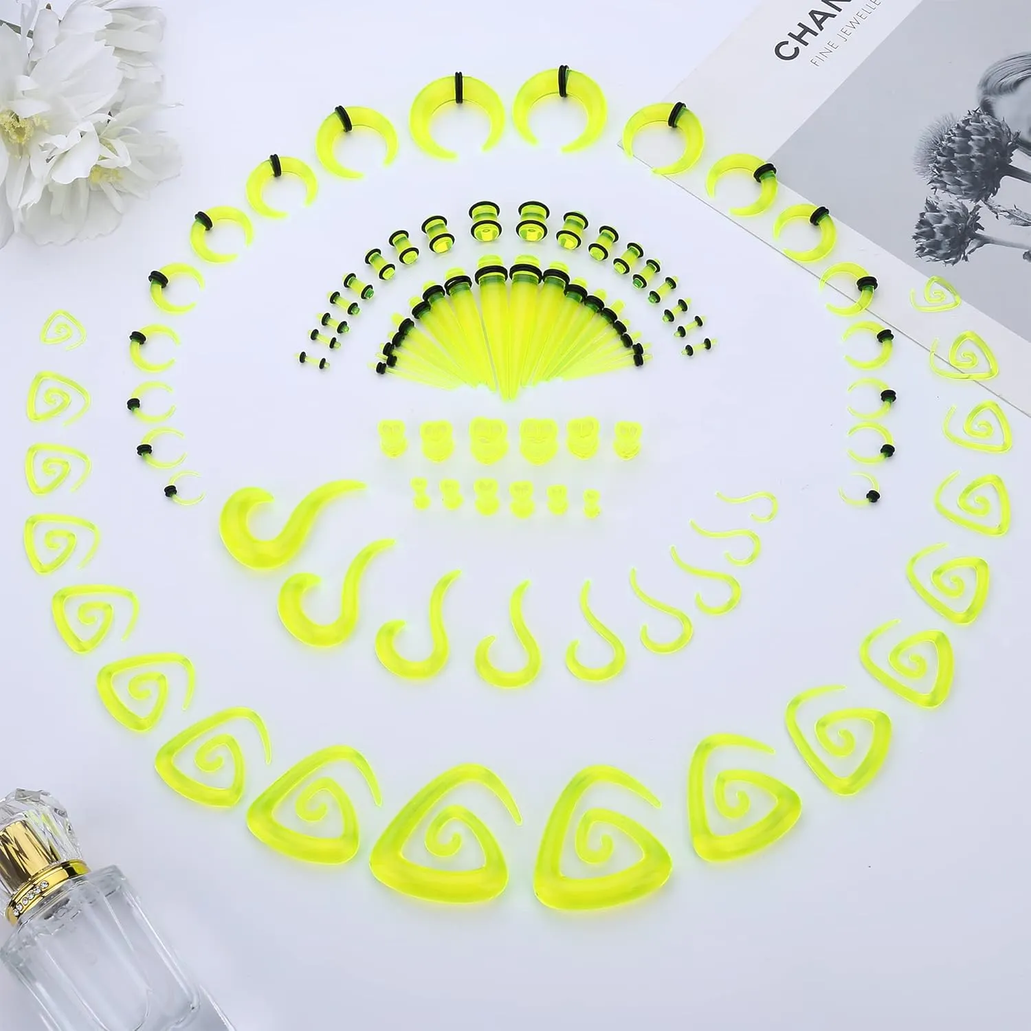 ORAZIO 93 Pcs Ear Gauges Stretching Kit 14G-00G Ear Gauges Expander Set Acrylic Spiral Tapers and Plugs Gauges for Ears Silicone Snail Tunnels Horseshoes Body Piercing Jewelry Set
