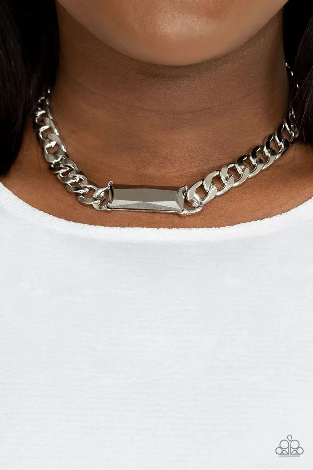 Paparazzi Necklace ~ Urban Royalty - Silver