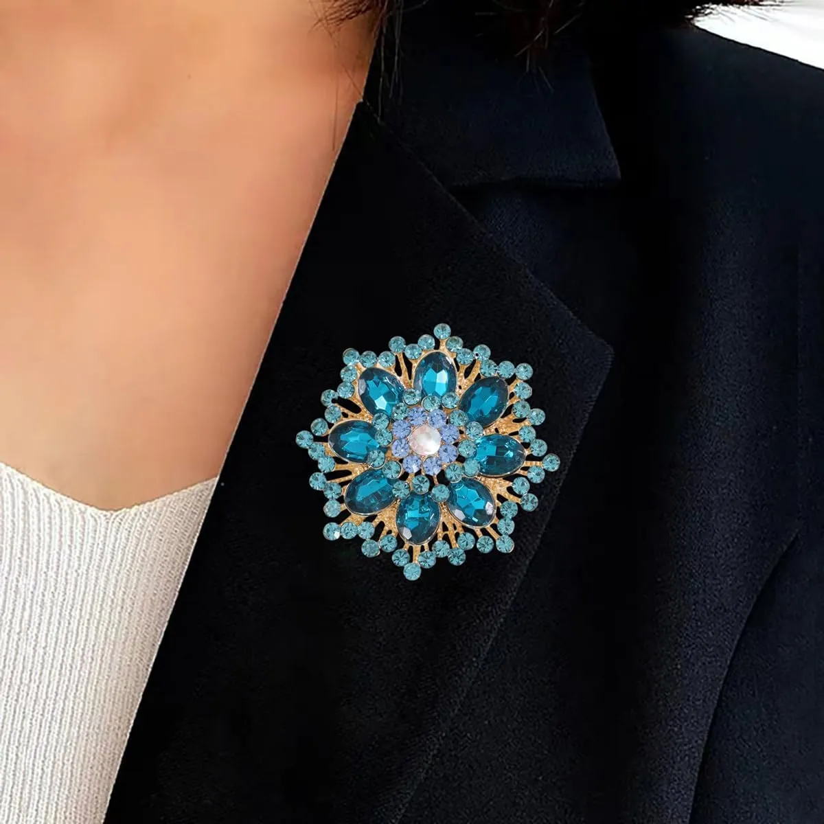 Premium Rhinestone Flower Brooch Pin for Women Sparkling Crystal Flower Corsage Bouquet Brooch Floral Lapel Pins Fashion Snowflake Sunflower Broochs Wedding Bride Dress Jewelry