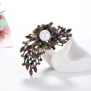 Shop Diamond Colored Rhinestone Brooch - Add Sparkle to Your Outfit with this Elegant Accessory