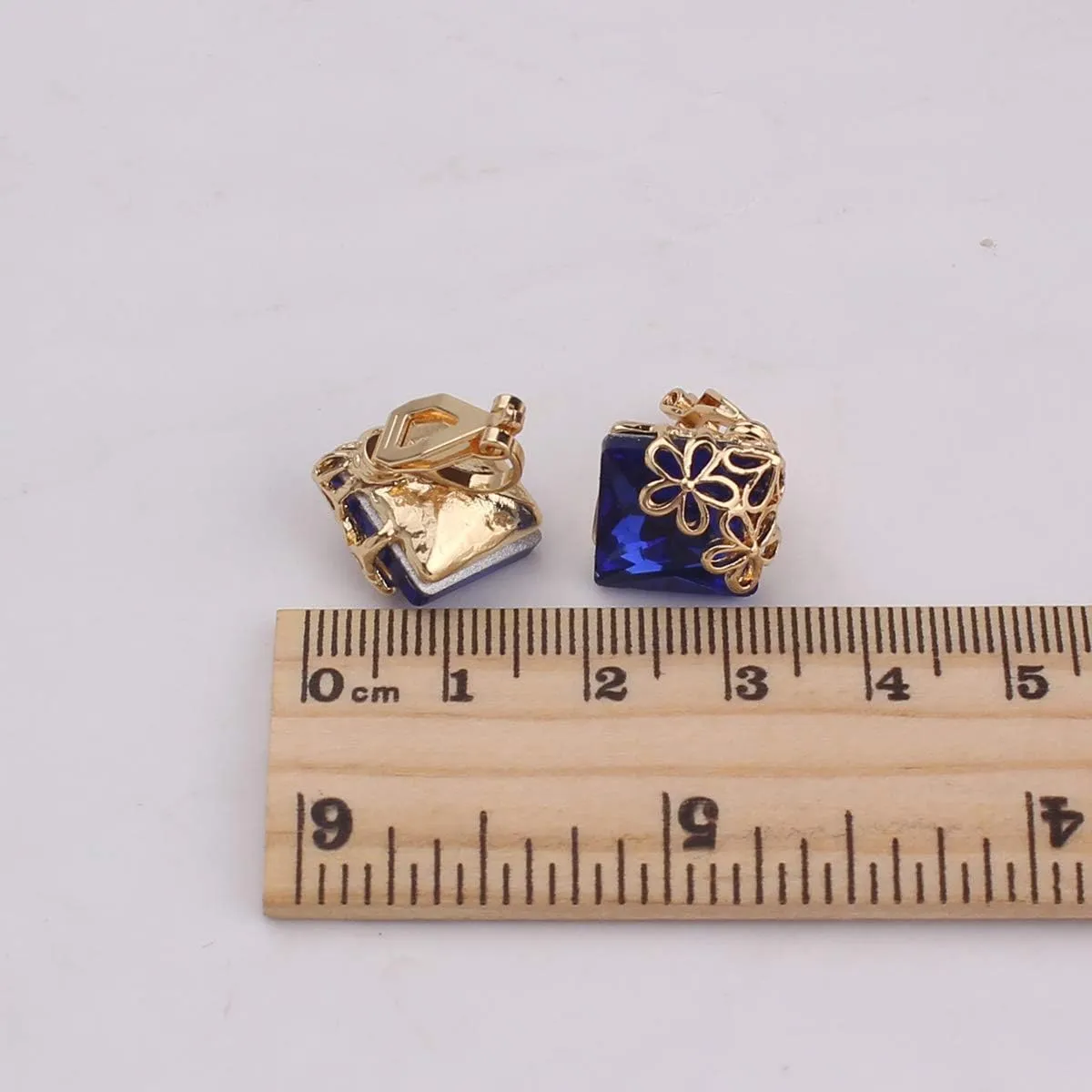Women's Bridal Wedding Crystal Clip on Earrings No Pierced for Women Charm Jewelry No Ear Hole Earrings